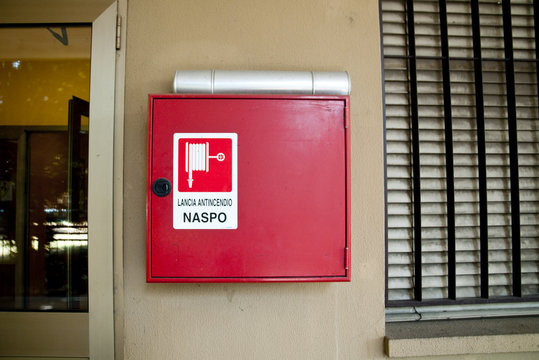 atrezzatura antincendio, Naspo, cassetta antincendio, 