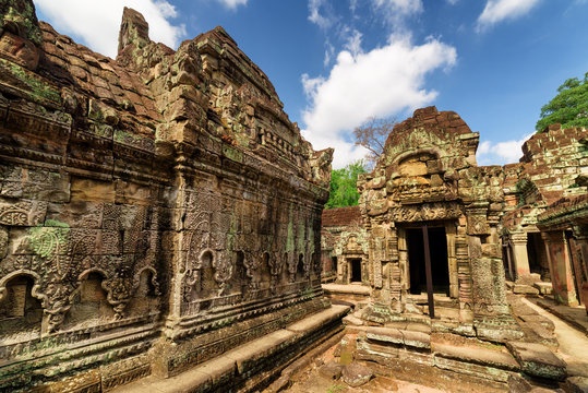 Wall with bas-relief of ancient Preah Khan temple in Angkor