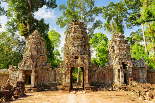 Entrance to ancient Preah Khan temple. Angkor, Cambodia