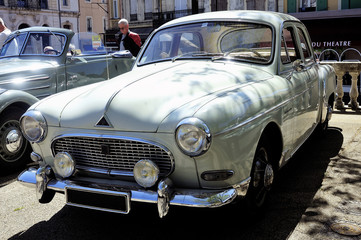 Obraz na płótnie Canvas old car dating from 1956