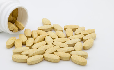 Fototapeta na wymiar Vitamin Pills