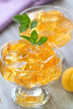 Fruit jellies with fresh apricots