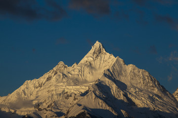 梅里雪山