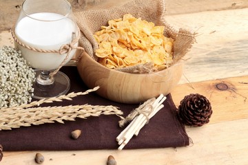 corn flake and milk in glass