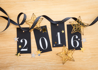 2016 mit Glitzer Deko