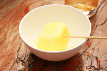 Surface of vanilla icecream