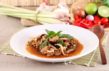 Thai spicy meat salad