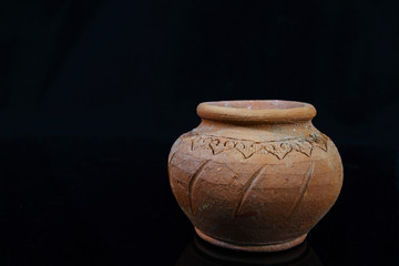 Clay pot
