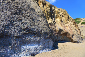 Roches et falaises minières sur l'Ile de Milos