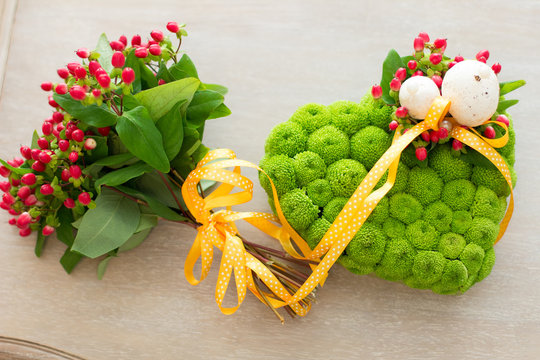 Wedding rings pad and bouquet