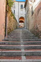 Fototapeta na wymiar stairway in alley 
