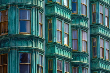 Poster Old green building faced in San Francisco - © Rafael Ben-Ari