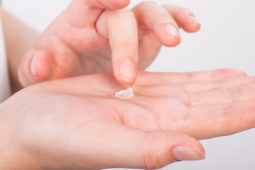 Cosmetic Care gesture