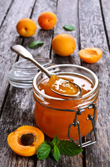 Jam from apricots