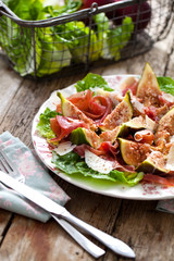 Feigen Salat mit parma schinken 