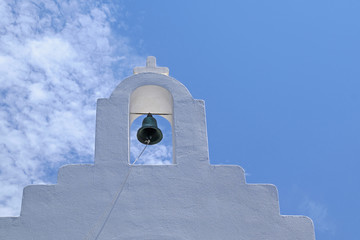 Glockenturm einer kleinen Kapelle