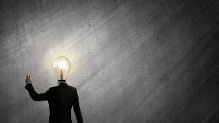 Obraz premium Having great idea in head