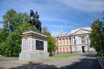 Fototapeta premium The Peter The First monument near The Saint Michael's Castle