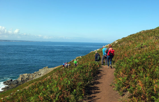 Randonneurs sur l'&icirc;le de Batz