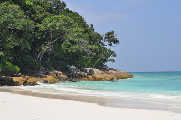 Fototapeta na wymiar White sand beach, Tachai island, Thailand