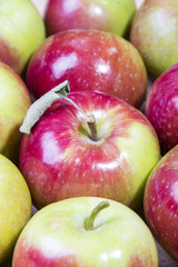 tasty apples