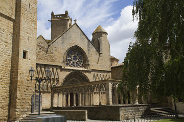 Fototapeta na wymiar Church of Santa Maria la Real with 14th century facade.Olite,Spain