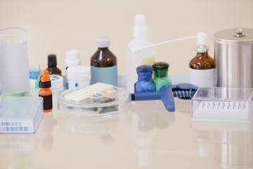 Mobile little table with medical accessories