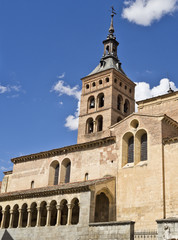 Fototapeta na wymiar Segovia Church of San Martin
