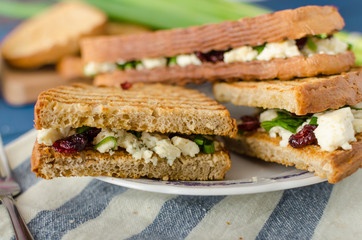 Sandwich with blue cheese and cranberries