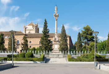 Fototapeta na wymiar Granada - Plaza del Triumfo
