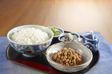 納豆とごはんのセット