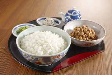 納豆とごはんのセット