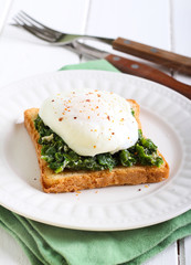 Creamy spinach and poached egg toast