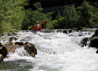 descente kayak canoë rivière