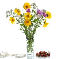 Naklejka na ściany i meble a bouquet of wildflowers