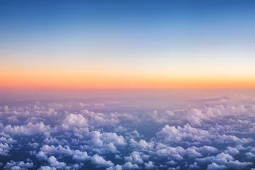 Selbstklebende Fototapete Blaue Jeans Über den Wolken Foto von geschwollenen Wolken