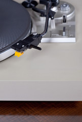 Analog Stereo Turntable Vinyl Record Player