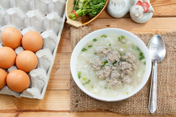 Rice porridge with minced pork.