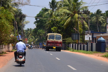 Fototapeta premium South Indian road