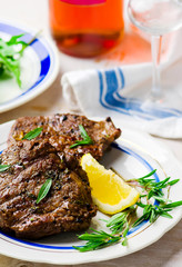  steak  with lemon