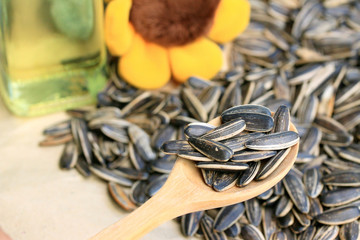 Sunflower oil and seeds