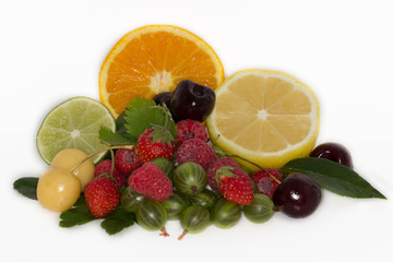 Fototapeta na wymiar fruits isolated