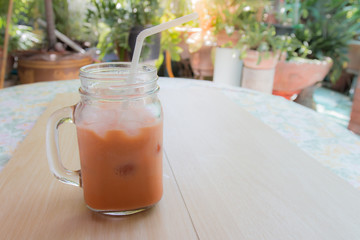 Ice milk tea