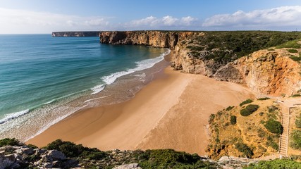 visiting the algarve region in portugal in autumn