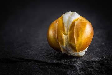Popcorn Makro auf Stein
