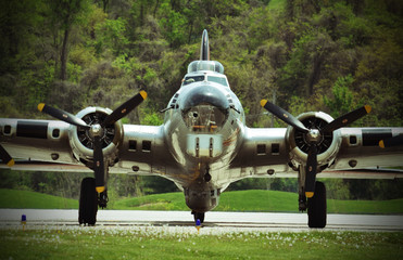 Avion bombardier