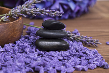 Obraz na płótnie Canvas Spa composition with lavender and stones