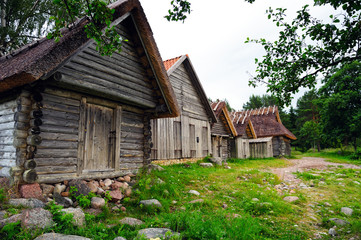 Fototapeta na wymiar Fischerhütten in Altja / Estland 