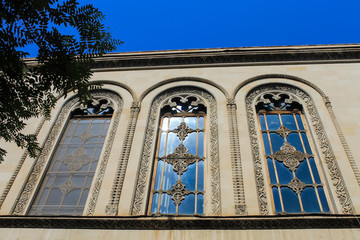 bottom view of windows 