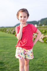 Fototapeta premium 帰省した子供